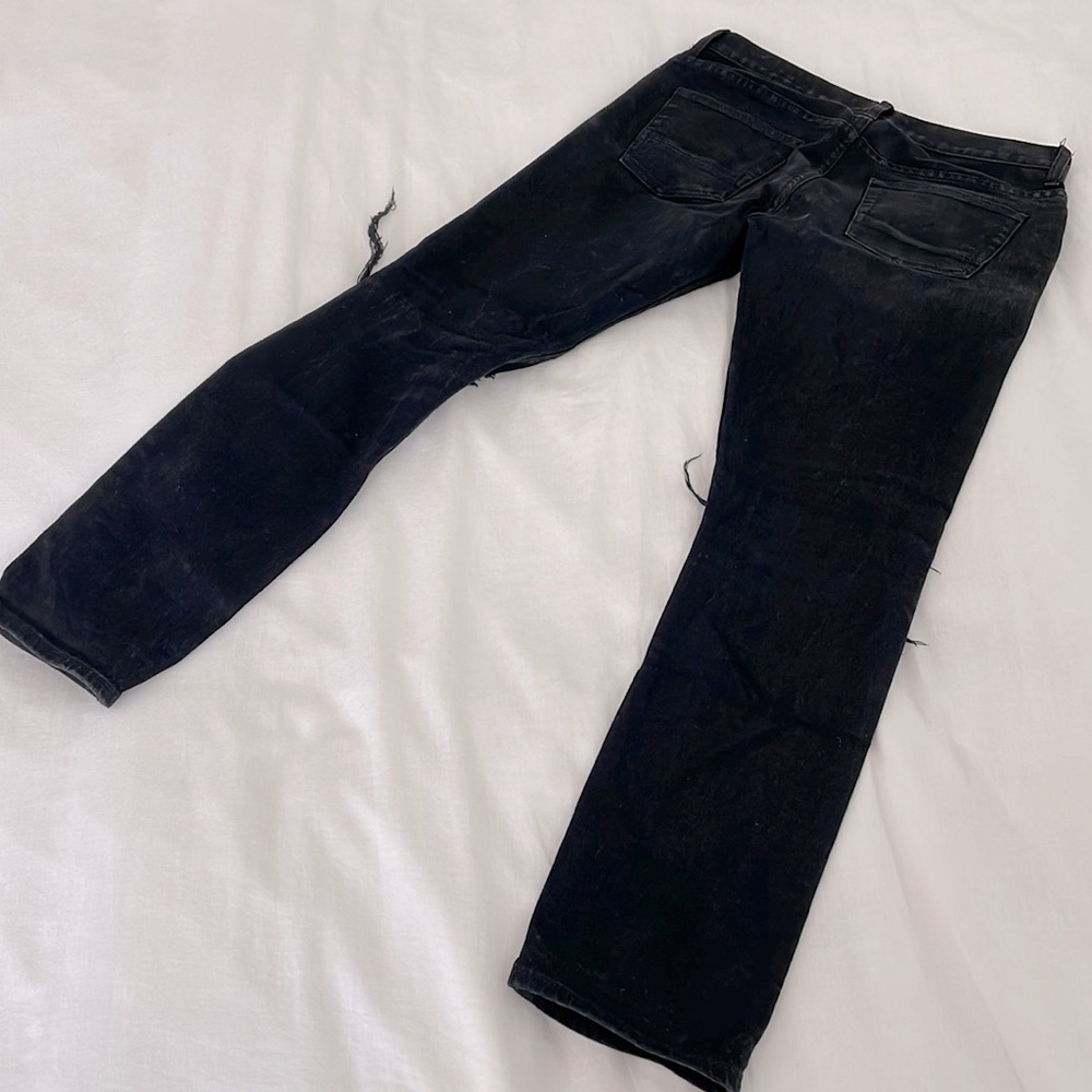 PacSun - Ripped Jeans - Picture 2 of 5
